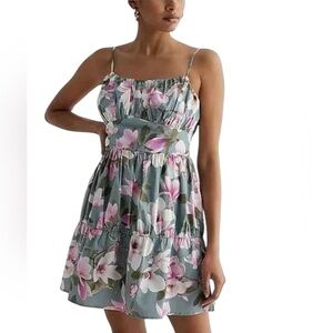 Express womens poplin floral 2024 instagram hit floral tiered dress Size XL